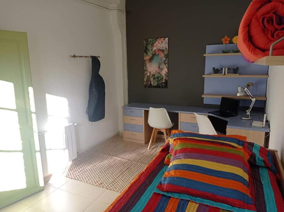 Pis Amb Encant A Campdevanol,Al Centre Del Poble. Dış mekan fotoğraf