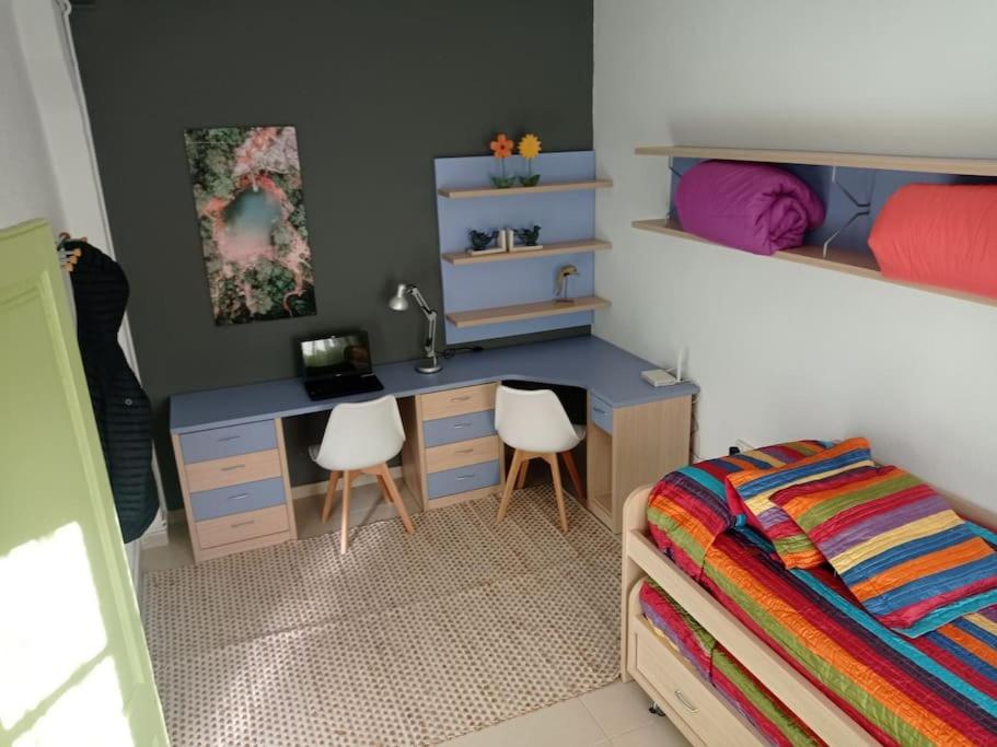 Pis Amb Encant A Campdevanol,Al Centre Del Poble. Dış mekan fotoğraf